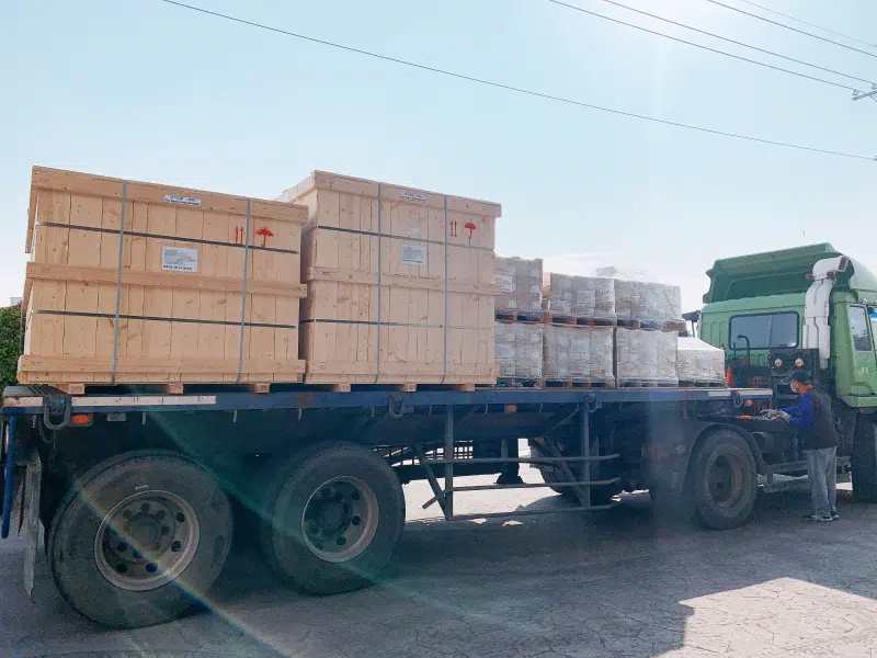 Our Factory and Packing Style