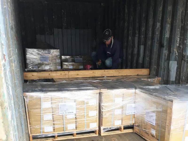 Our Factory and Packing Style